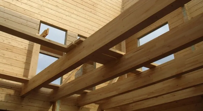 конструкционная клееная балка